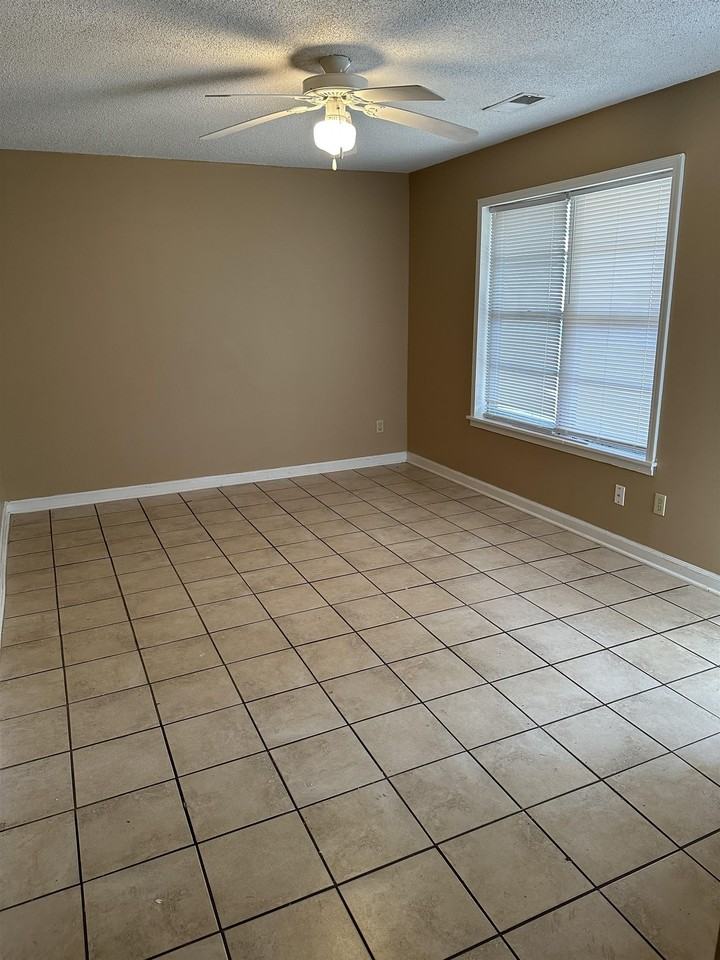 8859 Wilkinsville Rd - Photo 5 of 12