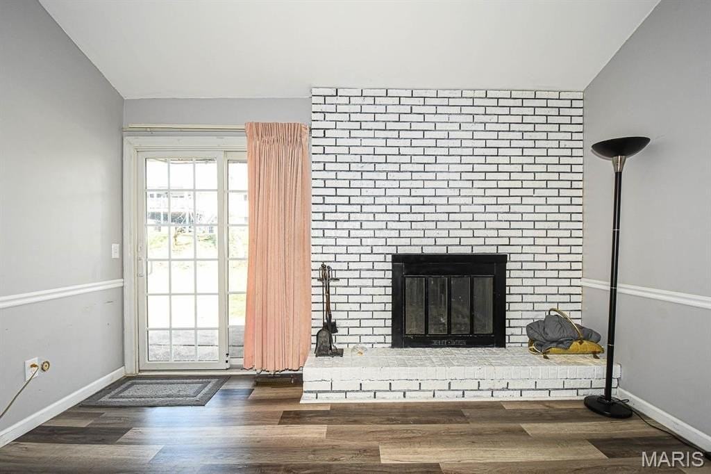 2211 Aileswick Dr - Photo 4 of 23