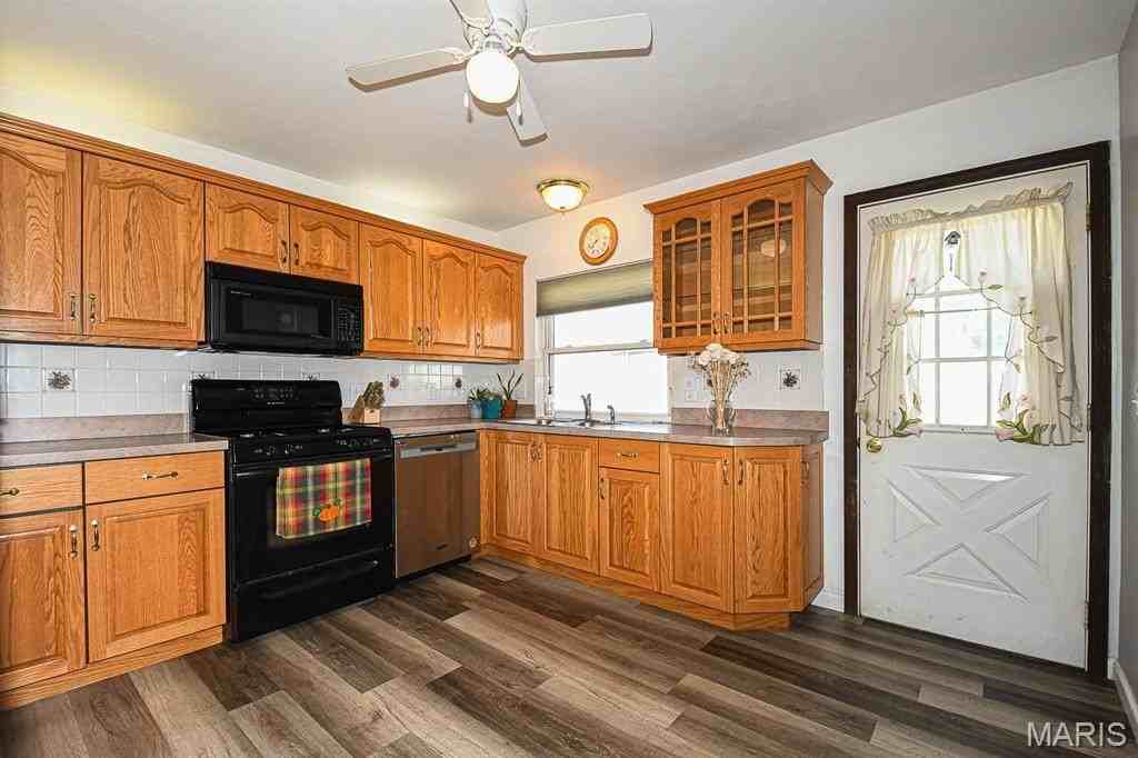 2211 Aileswick Dr - Photo 7 of 23