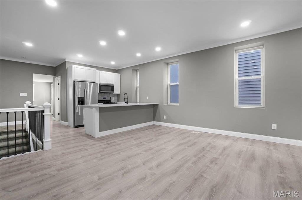 4237 Chippewa St - Photo 2 of 16