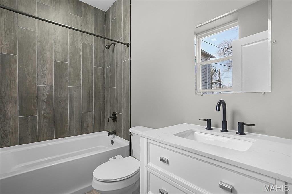 4237 Chippewa St - Photo 7 of 16