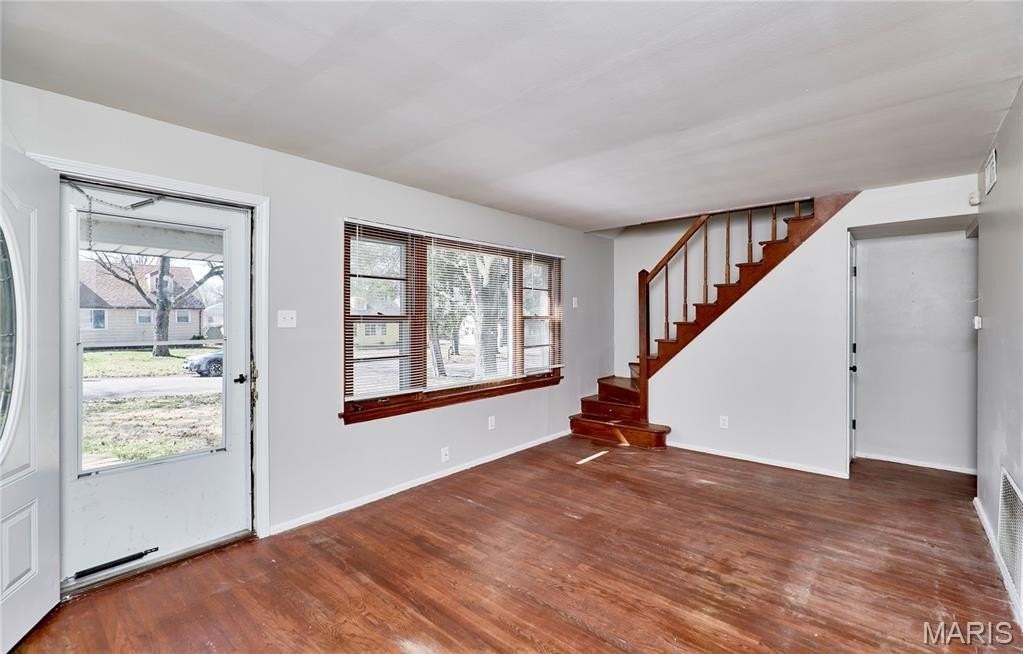 1209 Redman Blvd - Photo 6 of 26