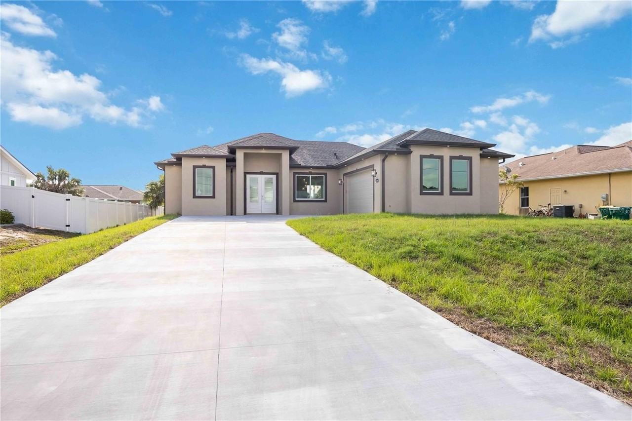 6146 Grandeur St - Photo 2 of 50