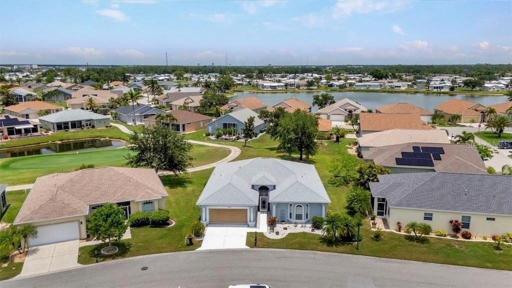 24312 Westgate Blvd - Photo 2 of 50