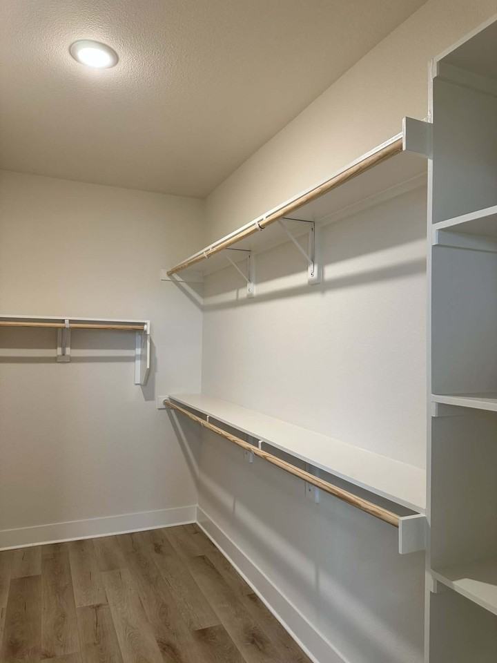 4710 Old Decatur Rd #1207 - Photo 7 of 8