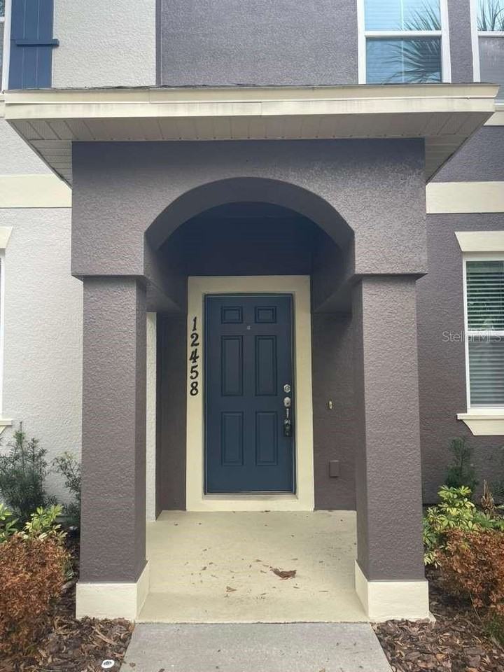 12458 Langstaff Dr - Photo 2 of 17