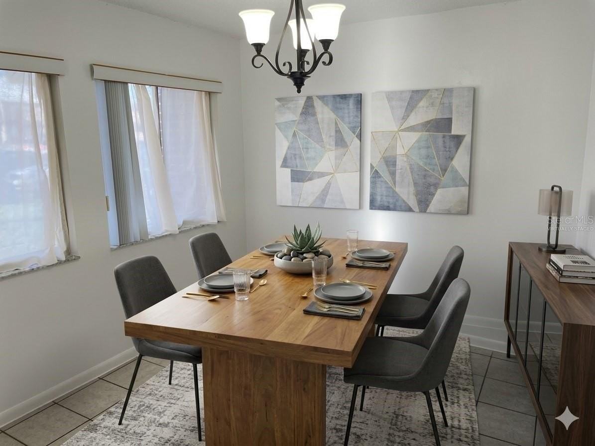 2352 Huntington Green Ct #7 - Photo 5 of 14