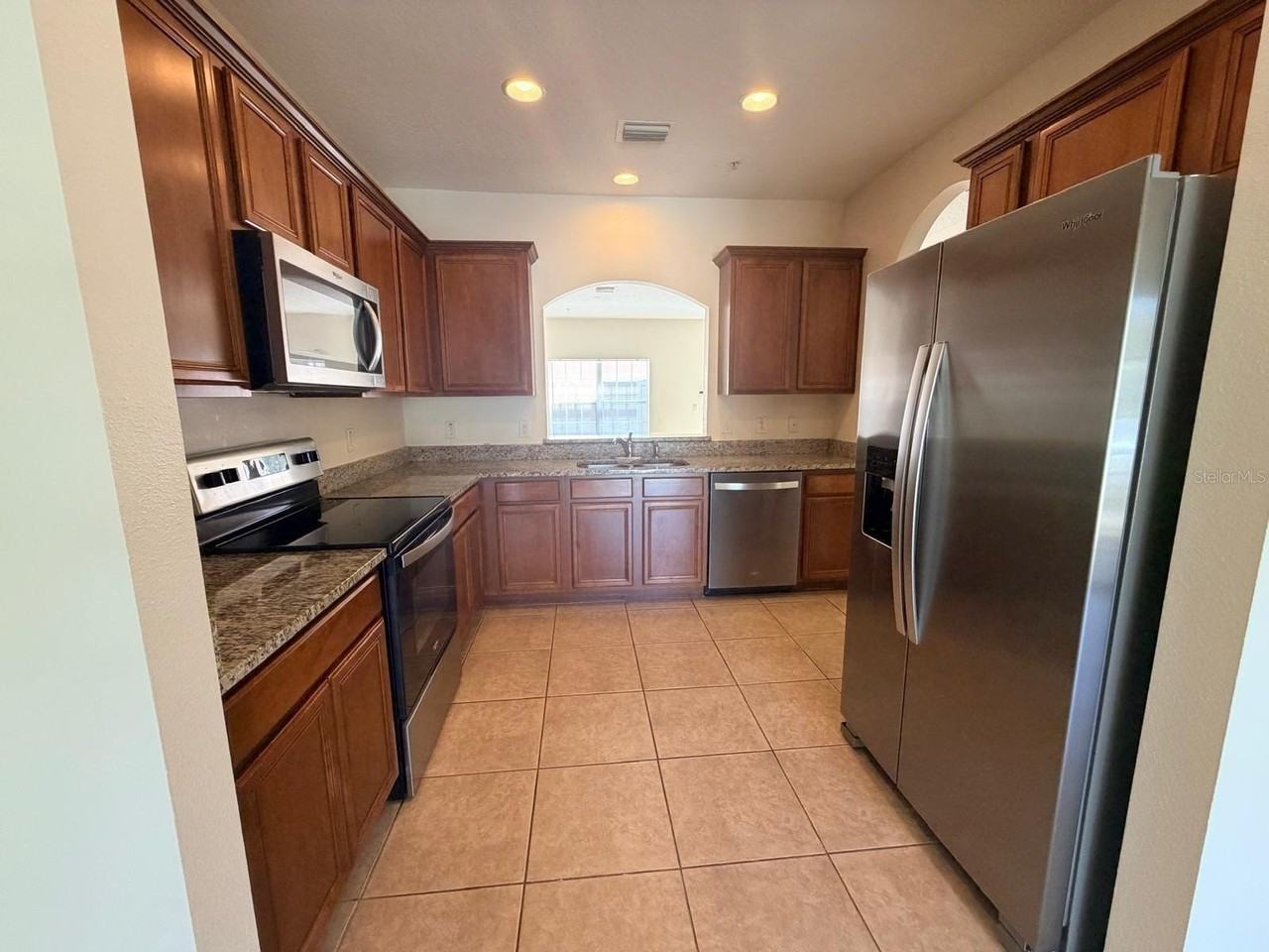 8911 Silk Bay Pl - Photo 4 of 15