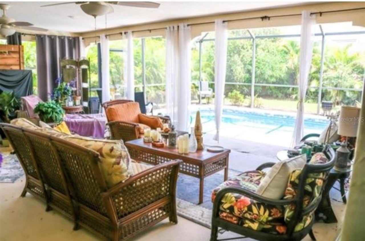 945 Chevy Chase St - Photo 7 of 23