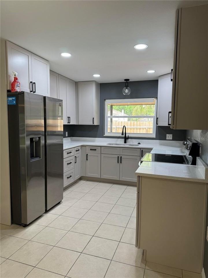 7679 Persian Ct - Photo 4 of 10