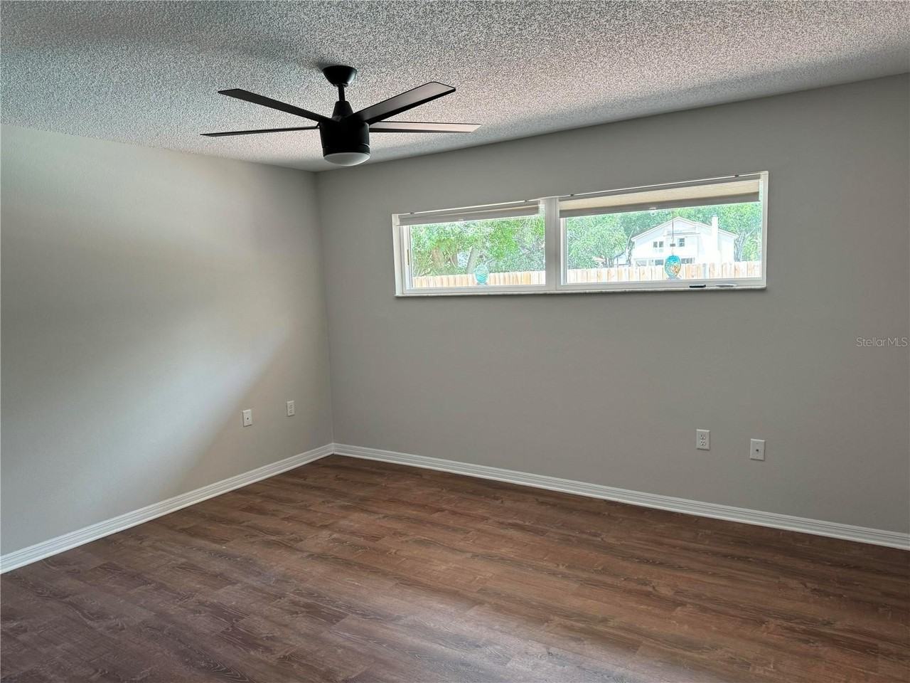 7679 Persian Ct - Photo 6 of 10