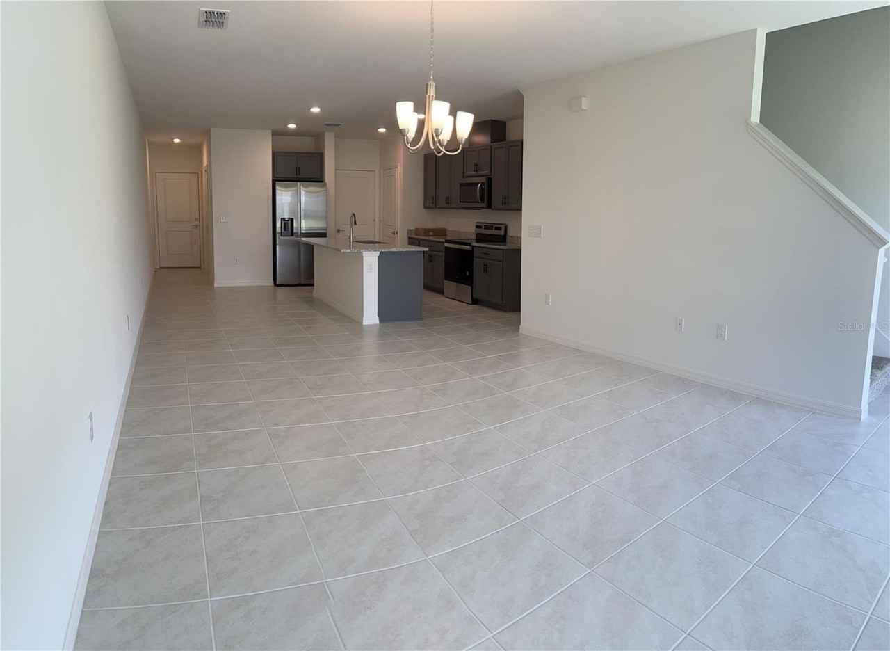 1595 Mirabella Cir - Photo 5 of 22