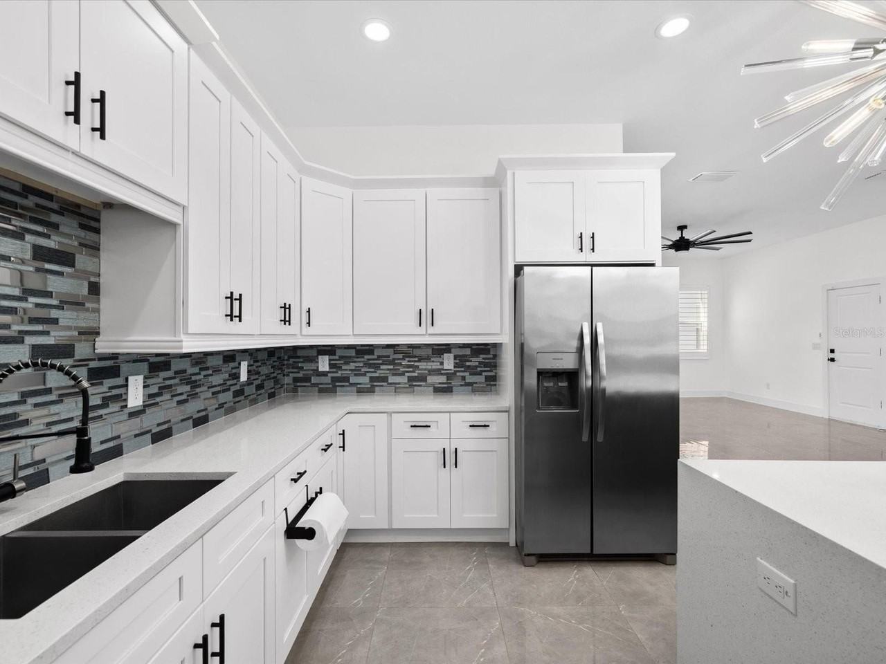 5002 W Idaho St - Photo 7 of 50