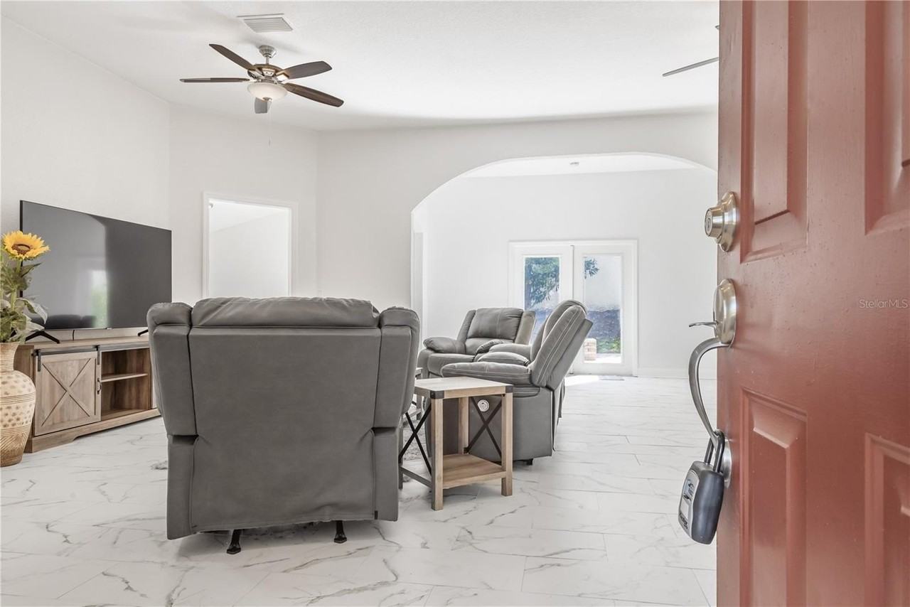 751 Wildflower Dr - Photo 5 of 36