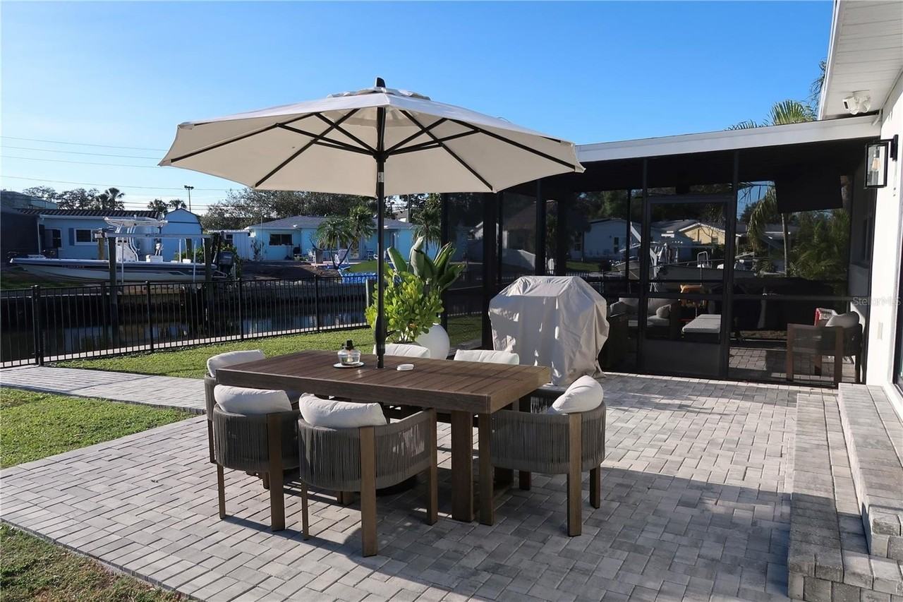 9484 Treasure Ln Ne - Photo 4 of 31