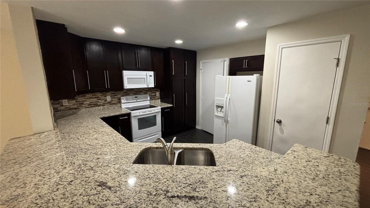 6936 Marble Fawn Pl - Photo 4 of 22