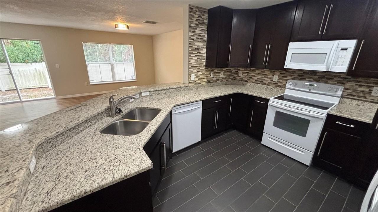 6936 Marble Fawn Pl - Photo 5 of 22