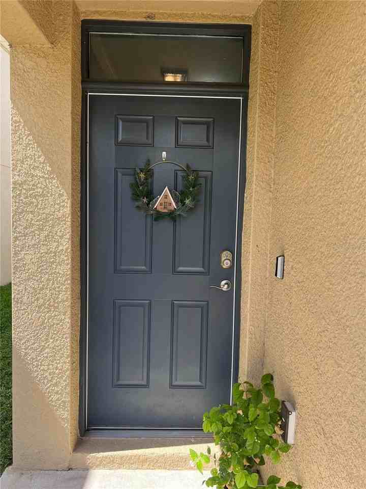 10120 Hawk Storm Ave - Photo 2 of 36