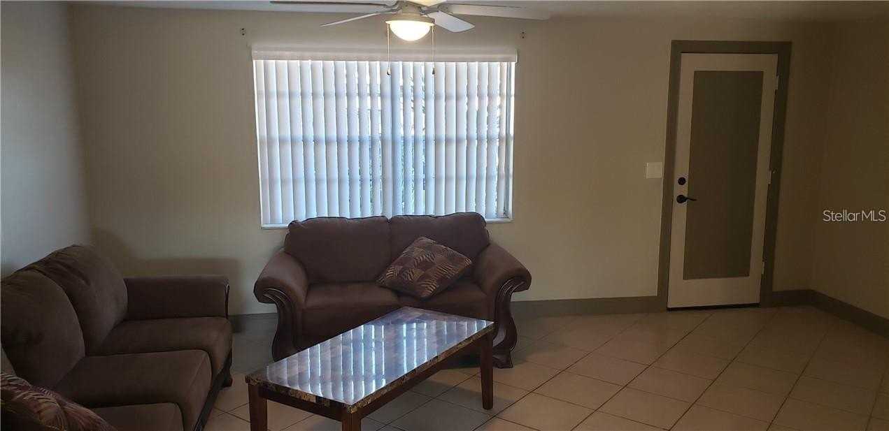 3445 Wiltshire Dr - Photo 2 of 7