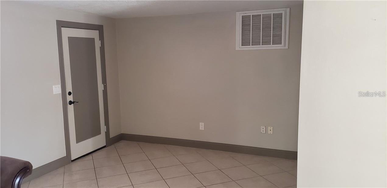 3445 Wiltshire Dr - Photo 6 of 7