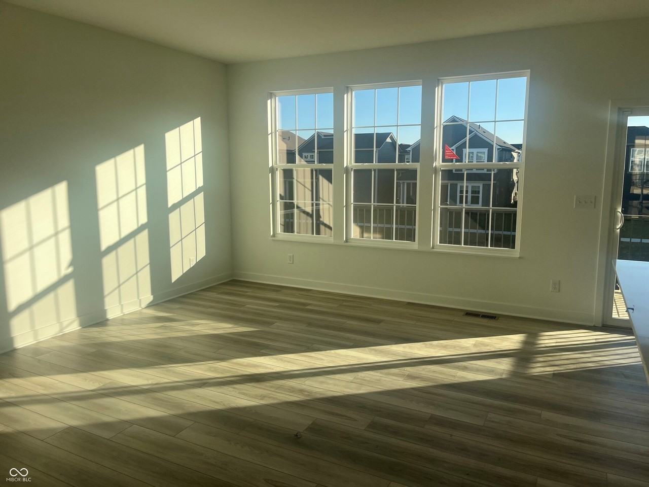 6979 Adalene Ln - Photo 7 of 23