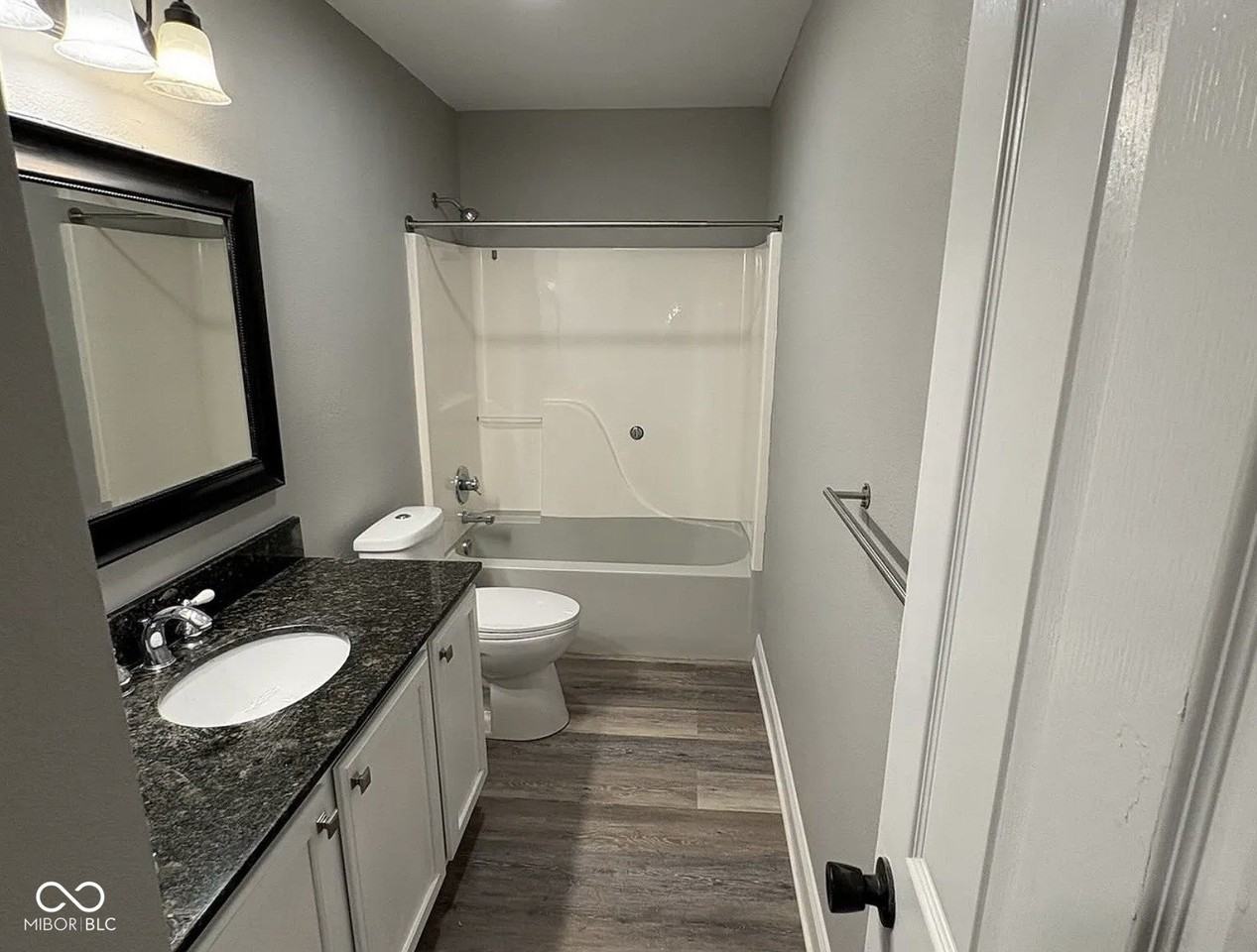 6521 Rushing Riv - Photo 4 of 10