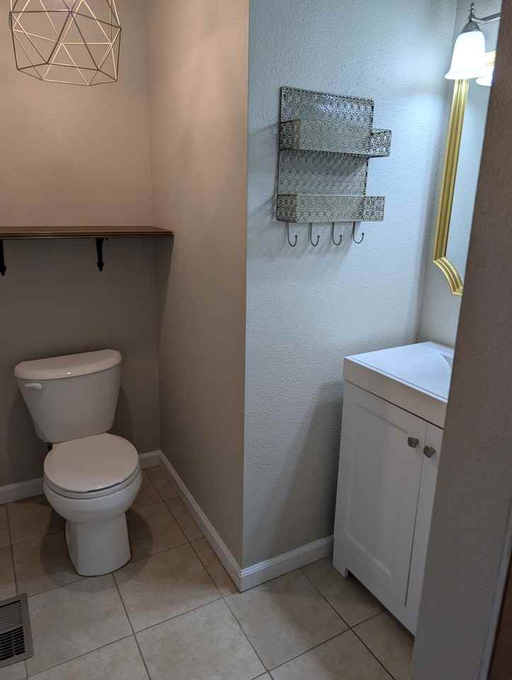 1657 Moline St #1 - Photo 7 of 17