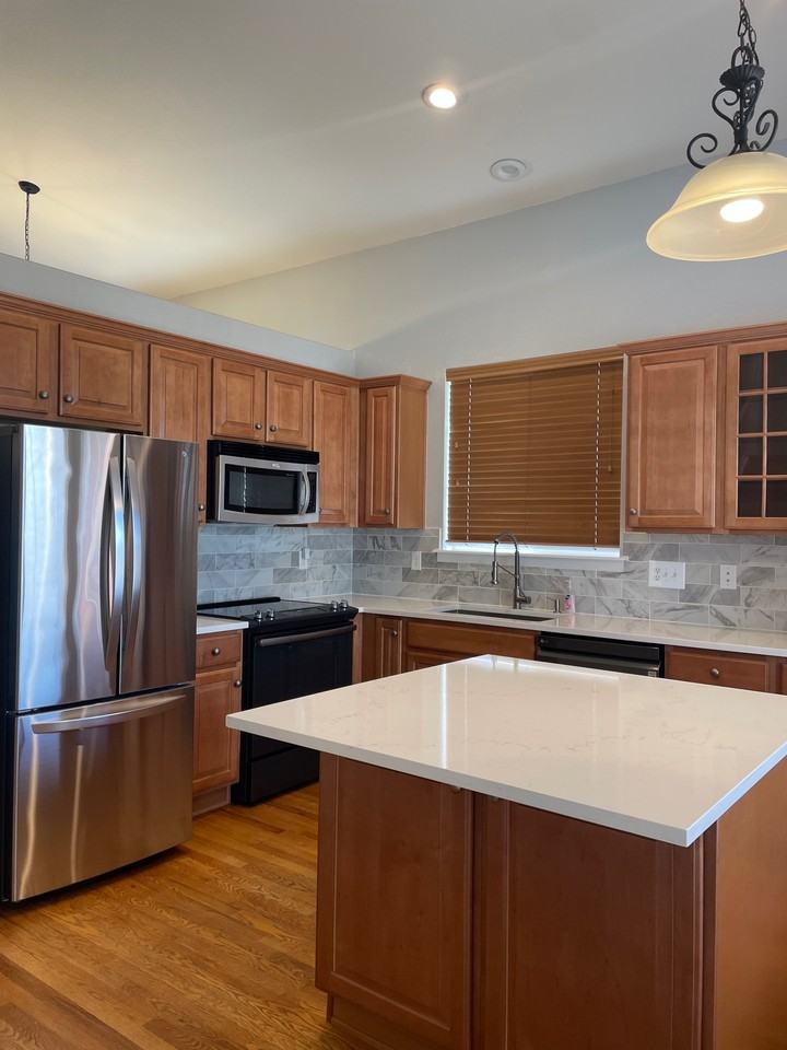 5505 Abbeywood Cir #1 - Photo 7 of 45