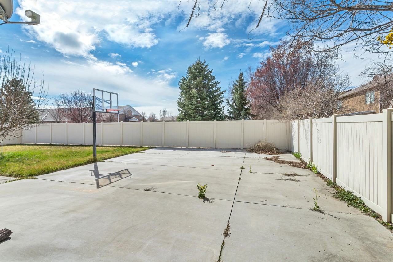 2867 W 400 S #1 - Photo 6 of 34