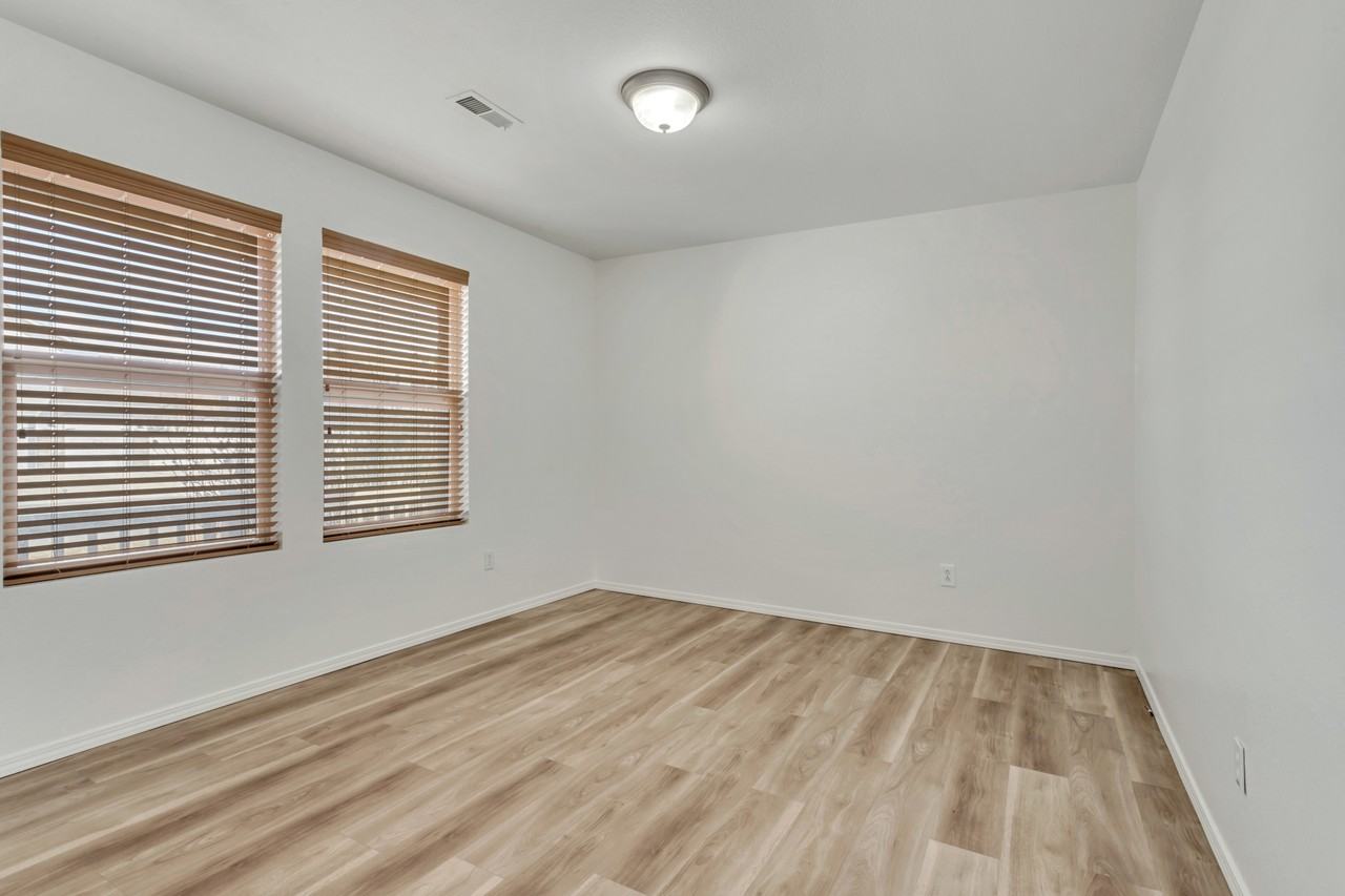 2867 W 400 S #1 - Photo 7 of 34