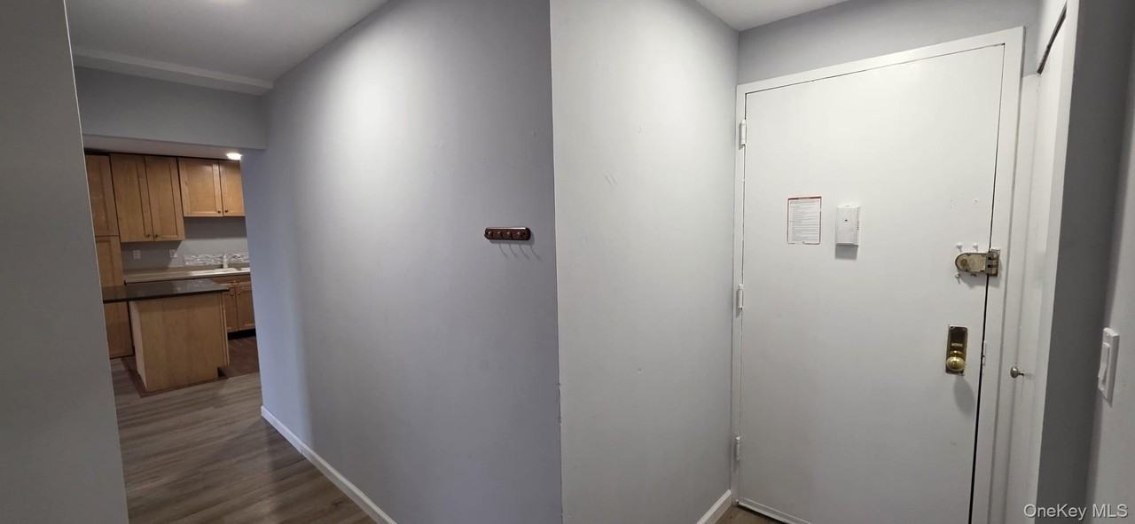 3240 Netherland Ave Apt 5b - Photo 4 of 25