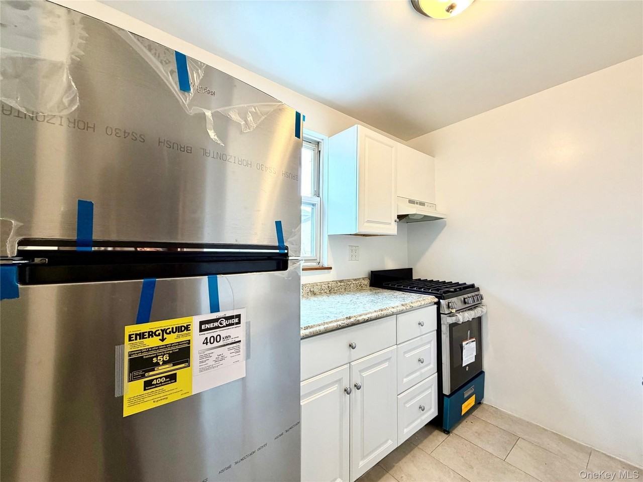 3331 163rd St Apt 2 - Photo 4 of 16