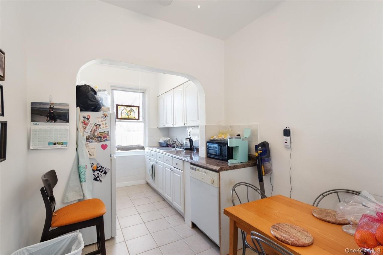 146 Harrison Ave - Photo 2 of 13