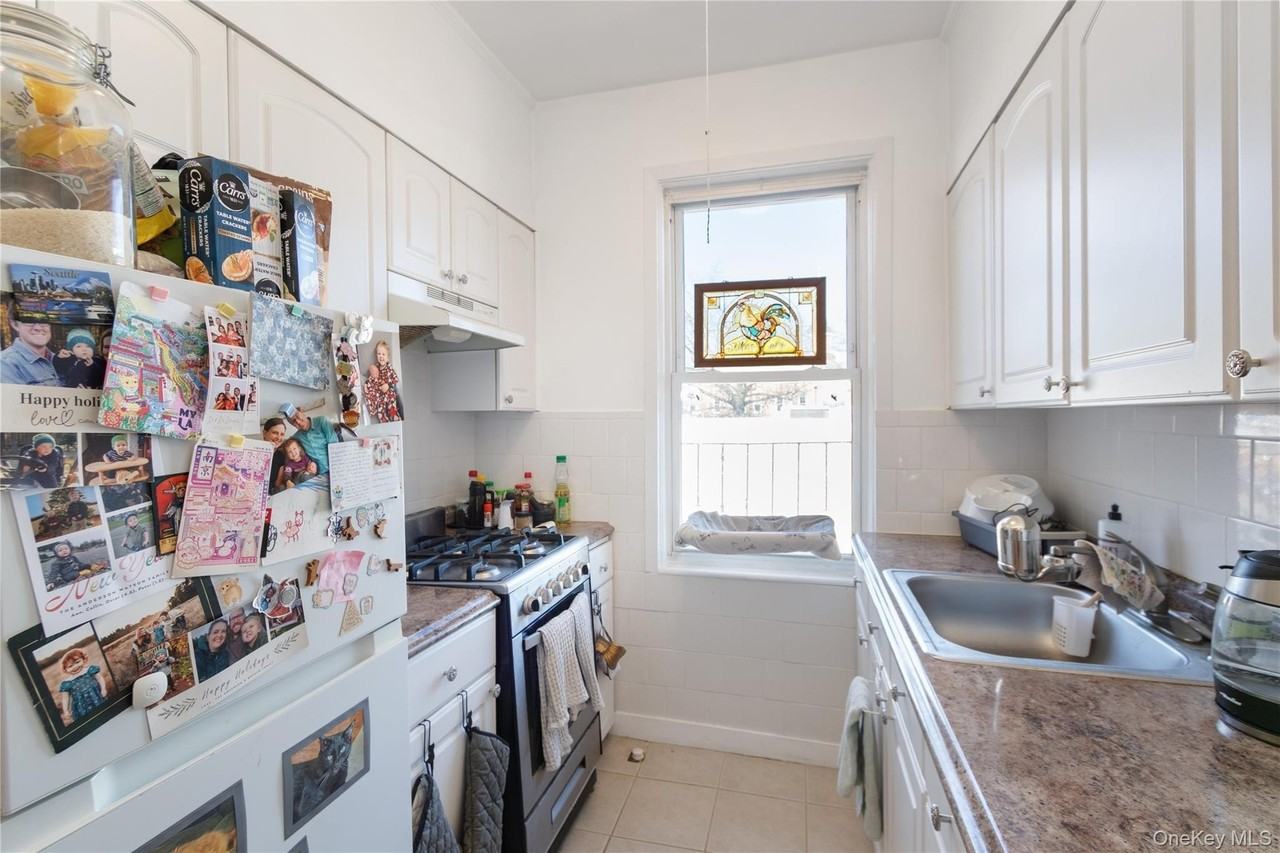 146 Harrison Ave - Photo 3 of 13