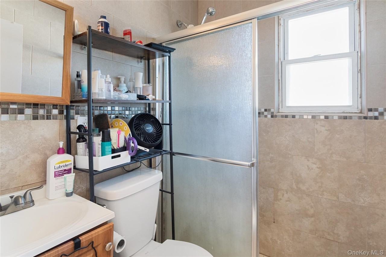 146 Harrison Ave - Photo 7 of 13