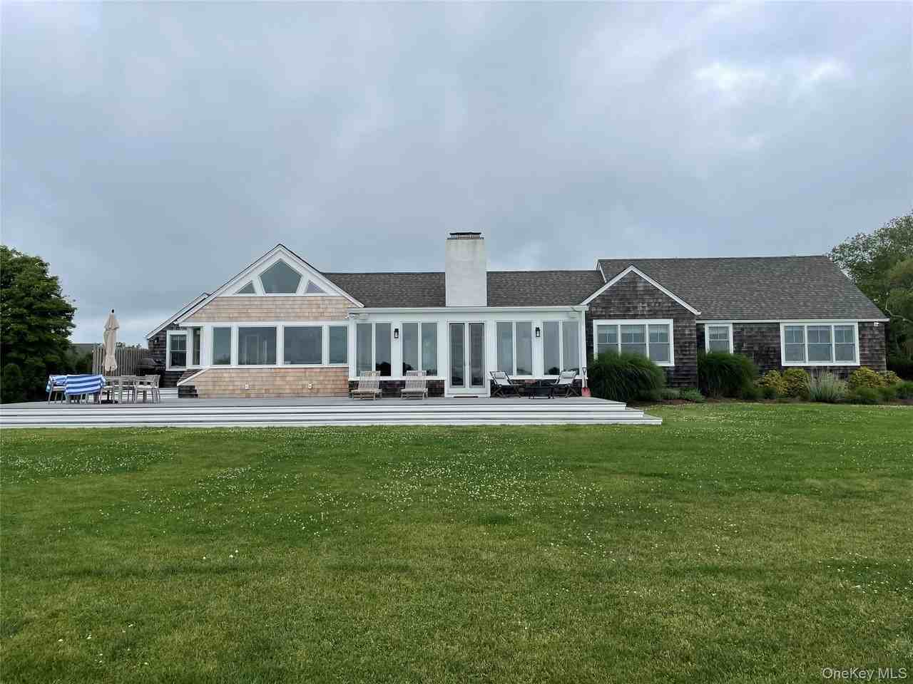 40 Tuthill Point Rd - Photo 2 of 28