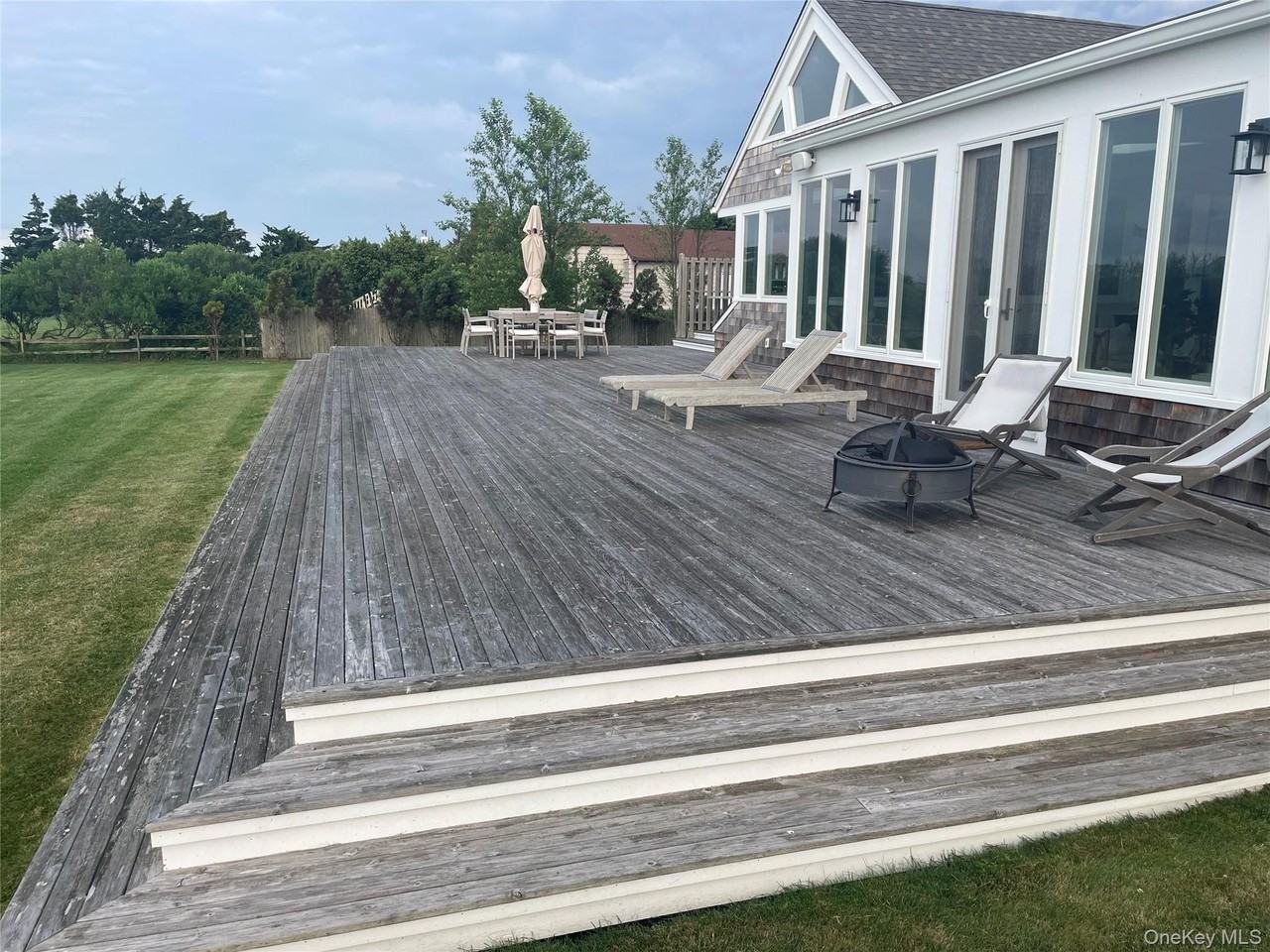 40 Tuthill Point Rd - Photo 3 of 28