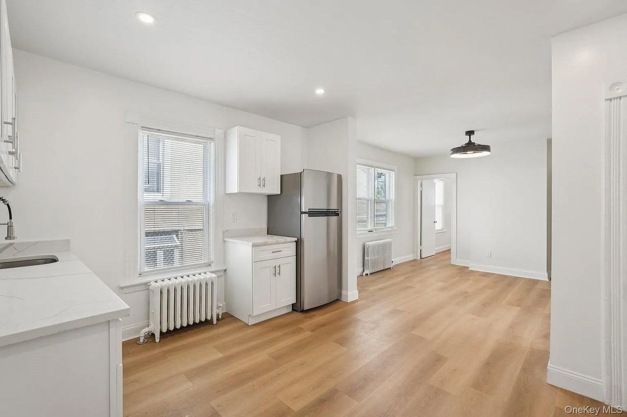 332 Locust Ave Unit 1 - Photo 6 of 14