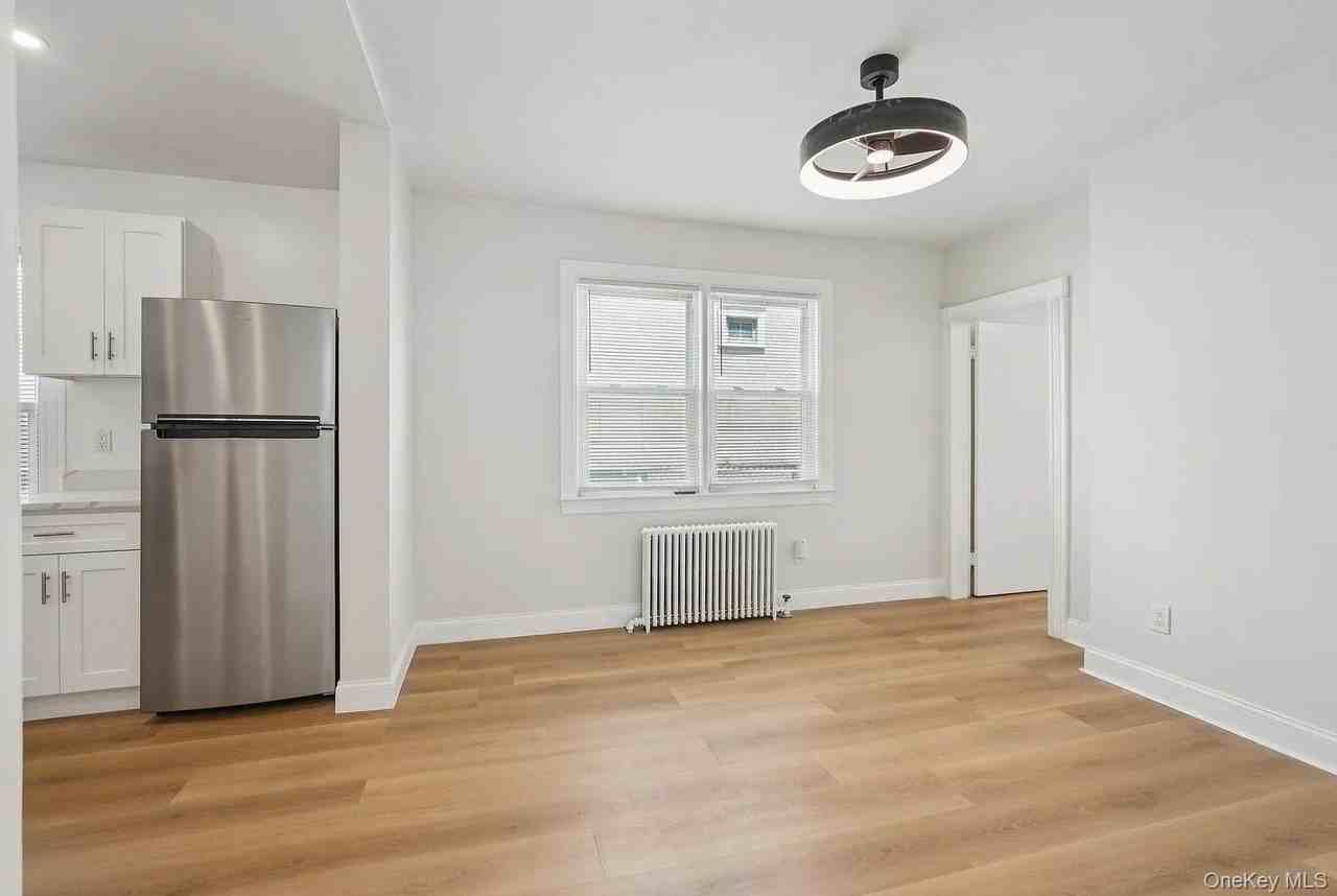 332 Locust Ave Unit 1 - Photo 7 of 14