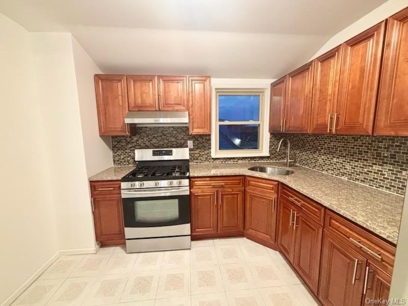 13910 254th St 2nd Fl - Photo 3 of 18