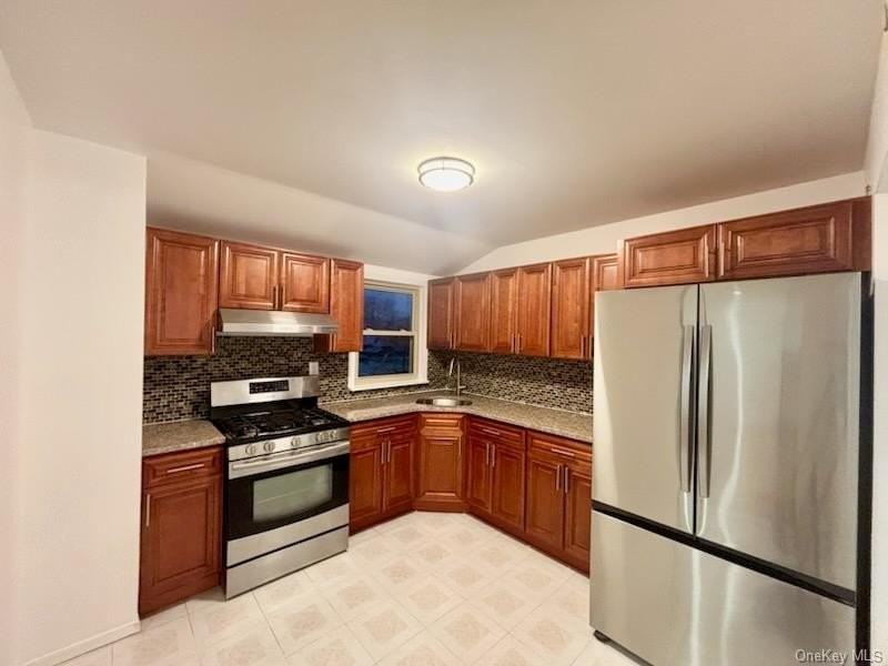 13910 254th St 2nd Fl - Photo 4 of 18