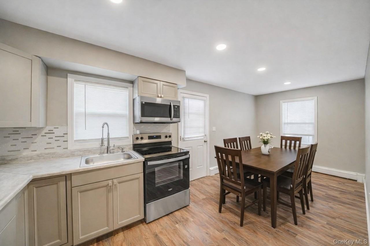 130 5th Ave - Photo 2 of 10