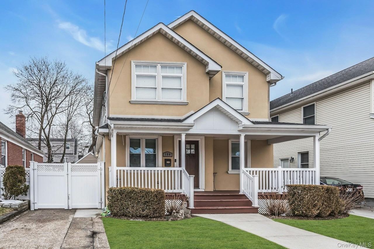 180 Kensington Rd - Photo 2 of 29