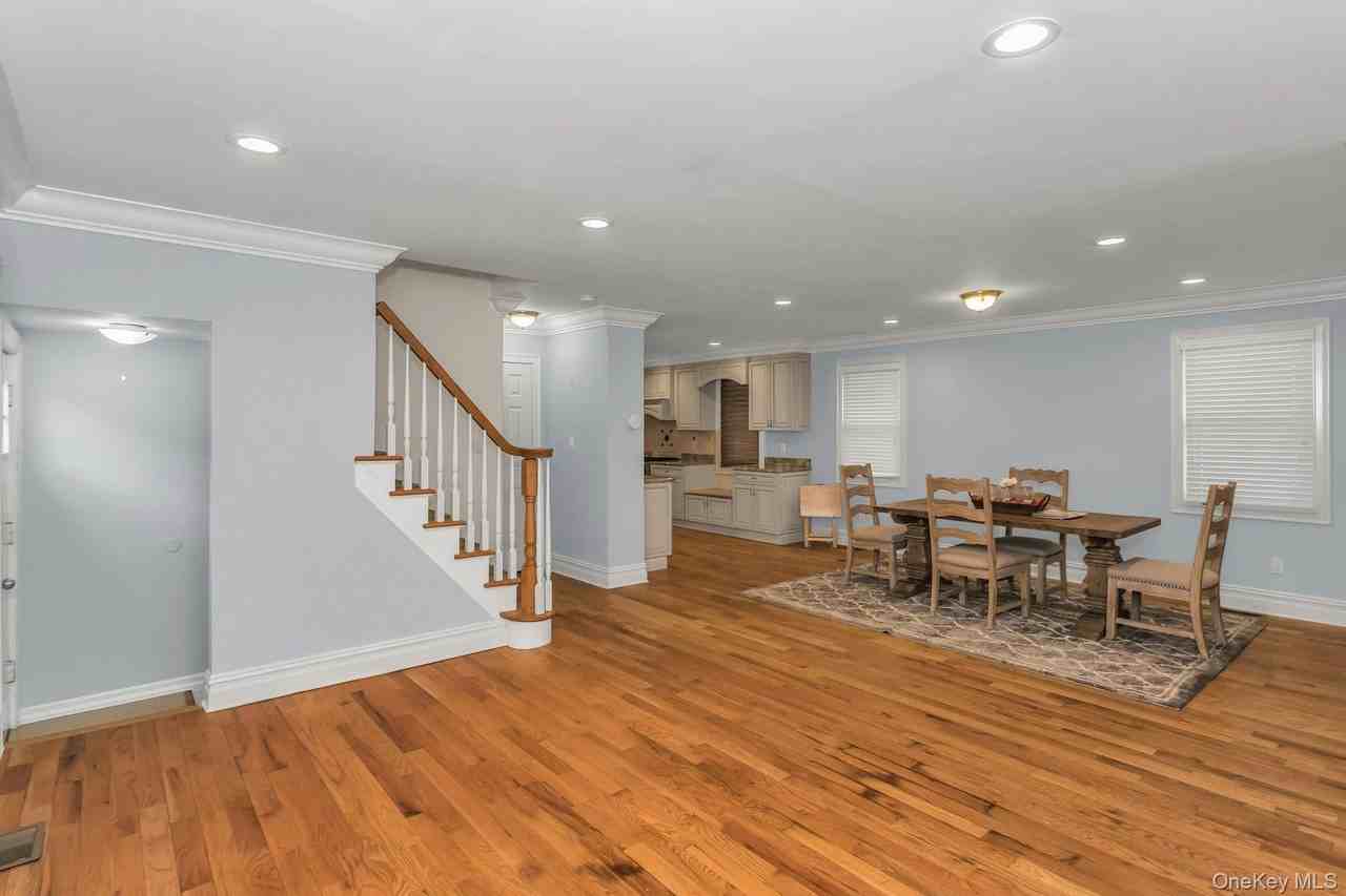 180 Kensington Rd - Photo 6 of 29