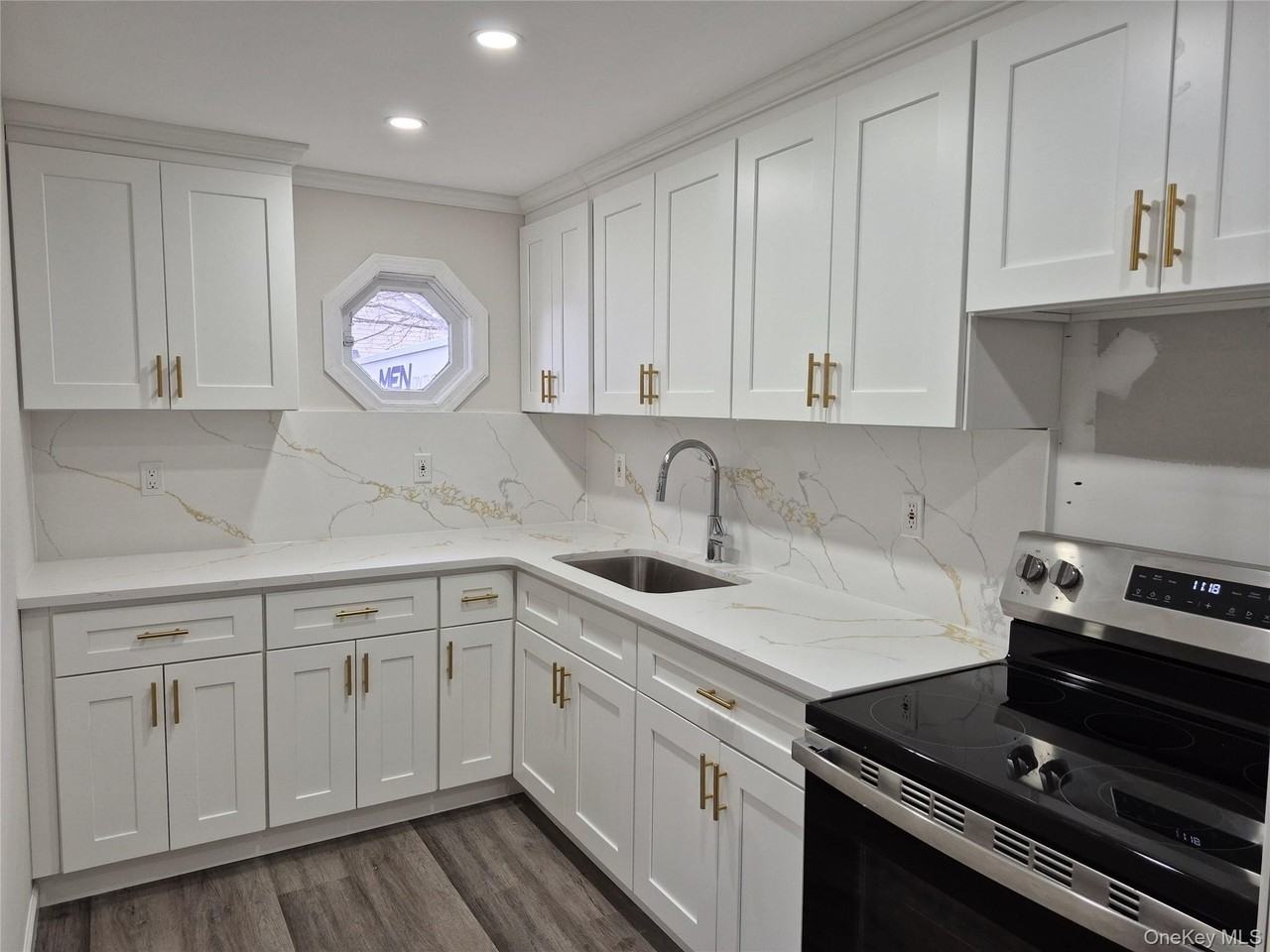 2030 Washington St - Photo 6 of 19