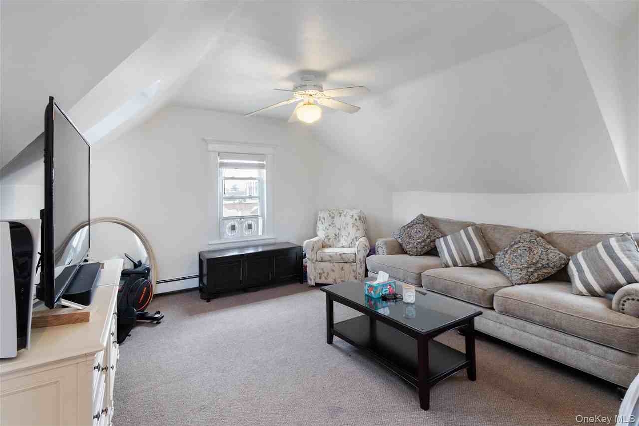 172 Harrison Ave - Photo 3 of 10