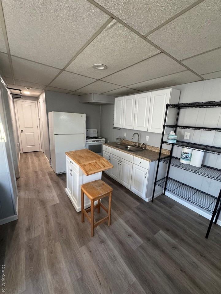 119 Sequoia Dr - Photo 3 of 8