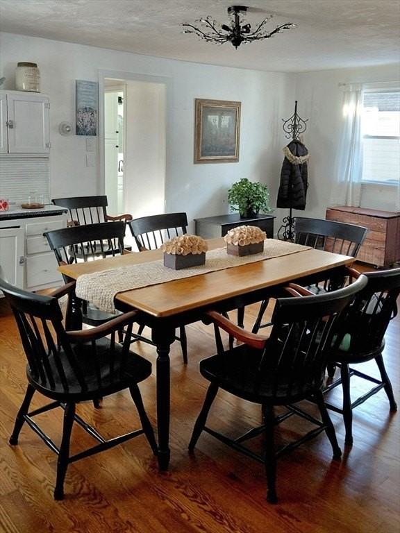 12 Oak Ln Unit 1 - Photo 4 of 18