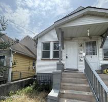 featured image of 11 Saint Peters Pl Unit 1