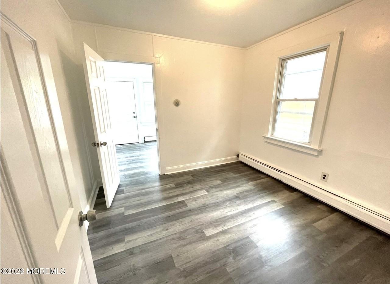 11 Saint Peters Pl Unit 1 - Photo 6 of 10